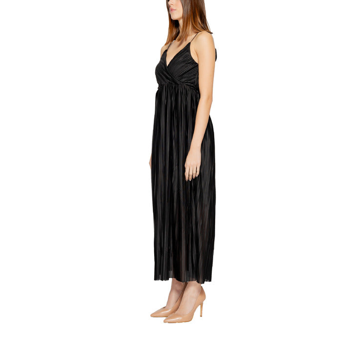 Only Abito Lungo Donna Nero Monocromo con Spalline Scollo a V in Poliestere 100% 15207351