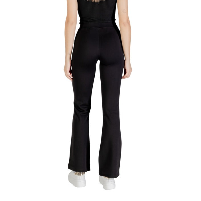 Jacqueline De Yong Pantaloni Donna Nero 66% Viscosa 30% Nylon 4% Elastan Autunno/Inverno 15196908