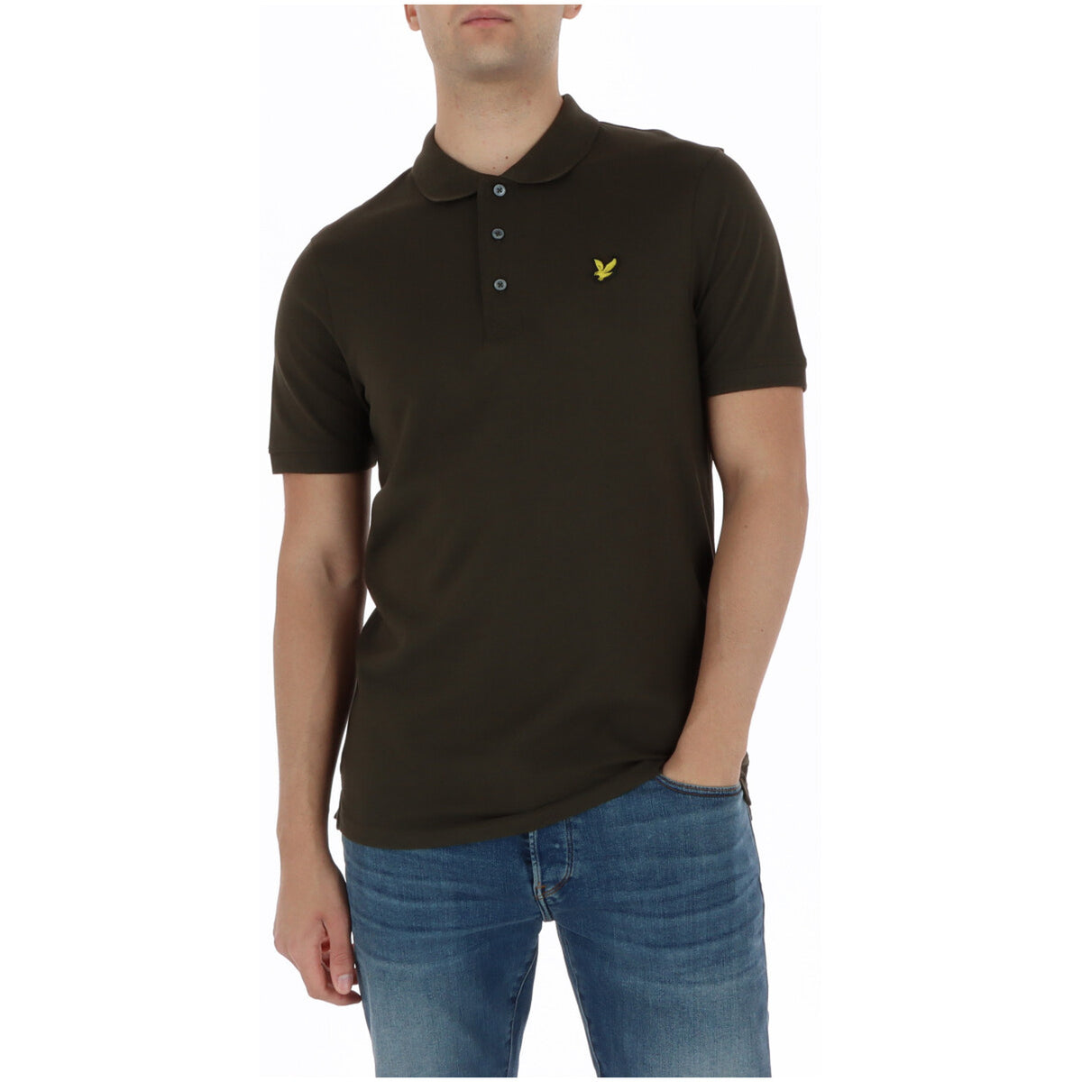 Lyle & Scott Polo Verde scuro SP400VOG; 97% cotone e 3% elastan, manica corta, logo ricamato. Stile classico contemporaneo. Vista frontale