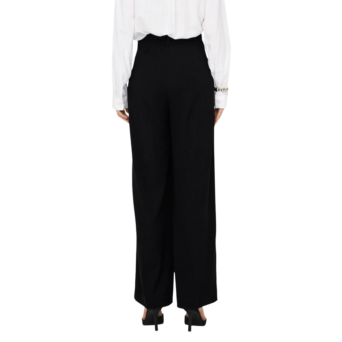 JDYRiver High Waist Wide Pant; misto viscosa e nylon, vita alta, gamba a zampa. Il pantalone sartoriale versatile e confortevole per ogni stagione. Vista posteriore