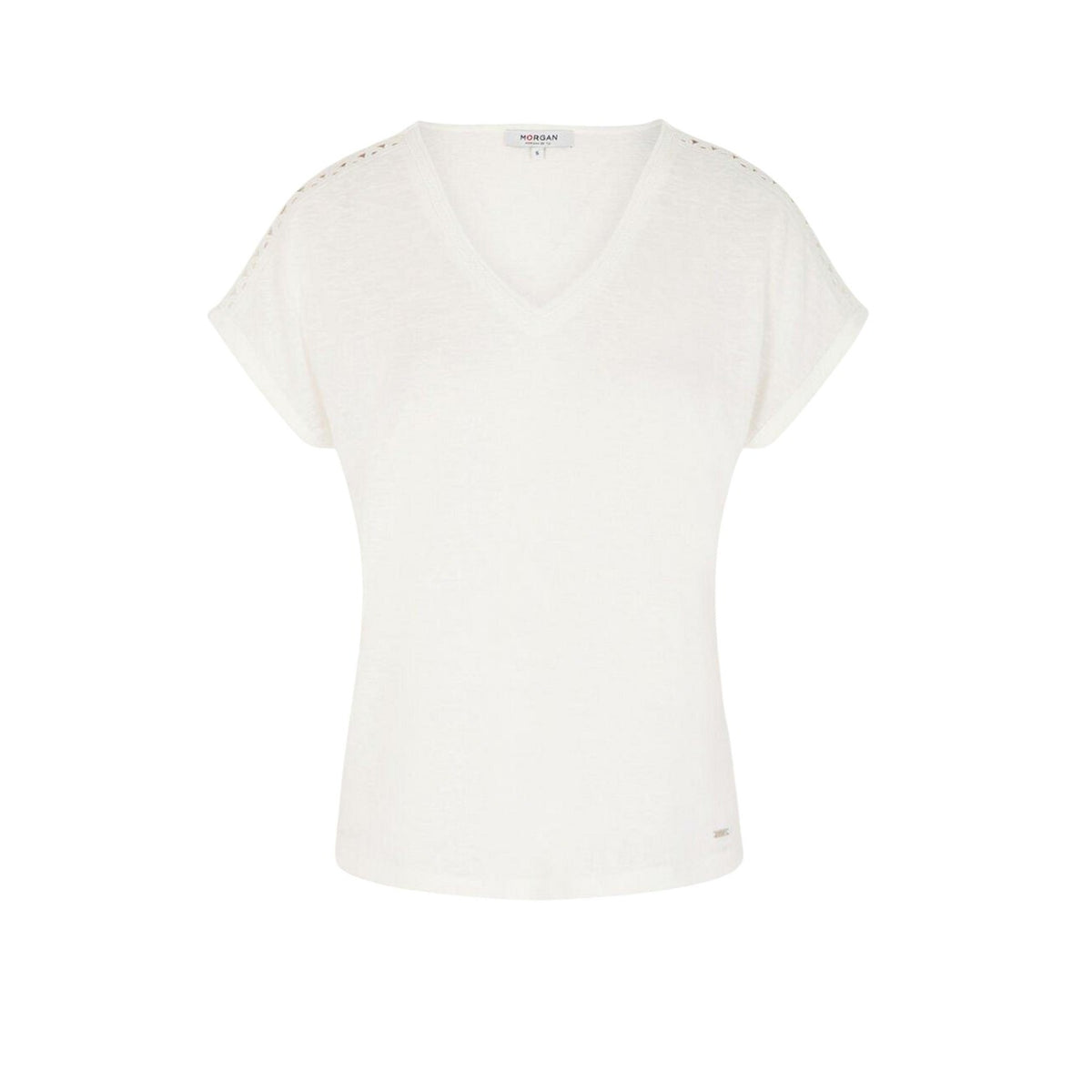 T-shirt Morgan De Toi Dsamir; Bianco Mélange. 53% Poliestere Riciclato, 47% Viscosa Sostenibile. Scollo a V, vestibilità morbida, dettaglio logo in metallo. Tessuto fluido e antipiega. Vista stesa