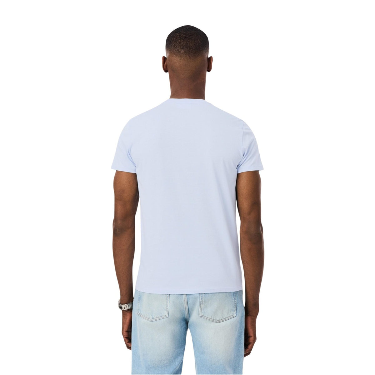 Lacoste Pima Cotton T-shirt; cotone peruviano extra fine, coccodrillo ricamato, taglio regular. La T-shirt di lusso resistente e traspirante. Colore azzurro