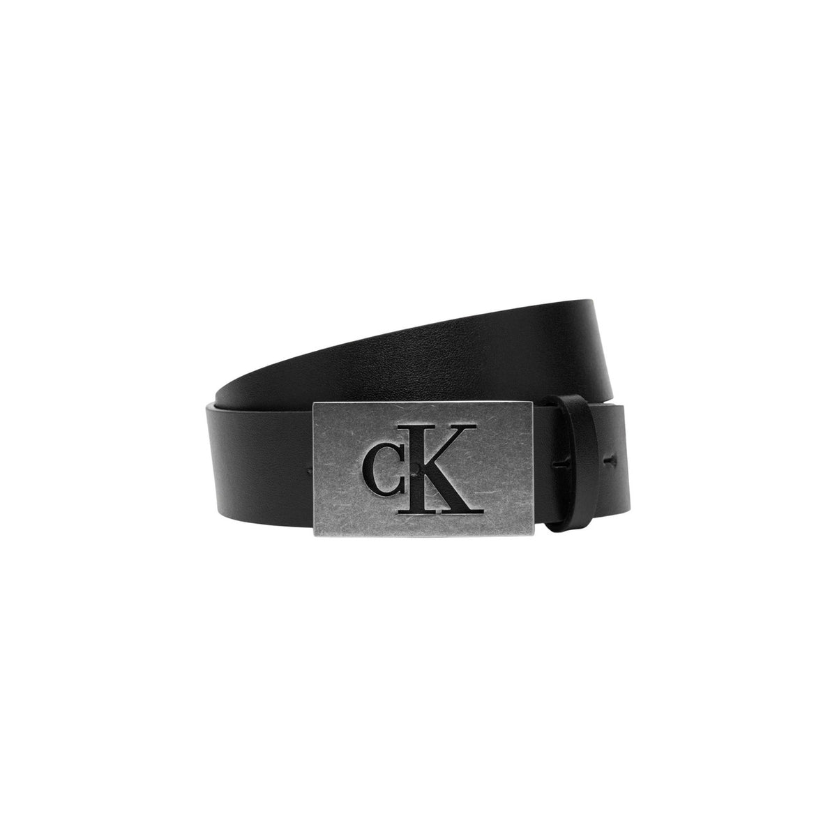 cintura da uomo Calvin Klein CK PLAQUE SMOOTH 35MM è un accessorio realizzato al 100% in pelle di alta qualità. La fibbia rettangolare in metallo spazzolato, con il logo CK inciso vista arrotondato