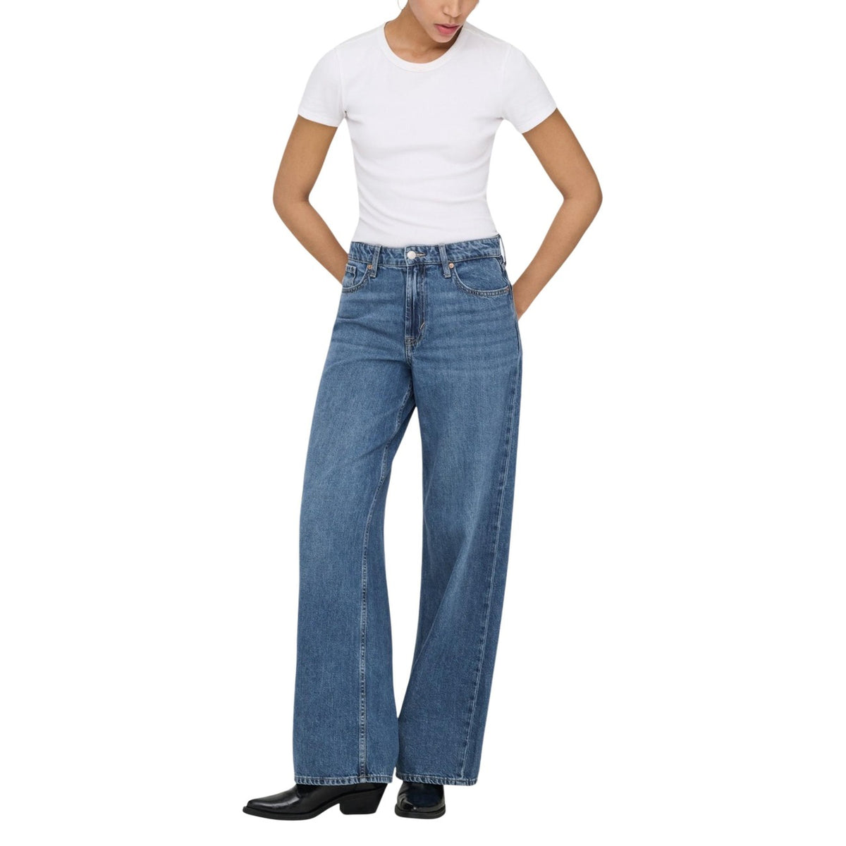 Jeans Only donna blu azzurro a zampa con zip bottone tasche 56% cotone 20% cotone organico 24% lyocell - vista frontale indossati da modello
