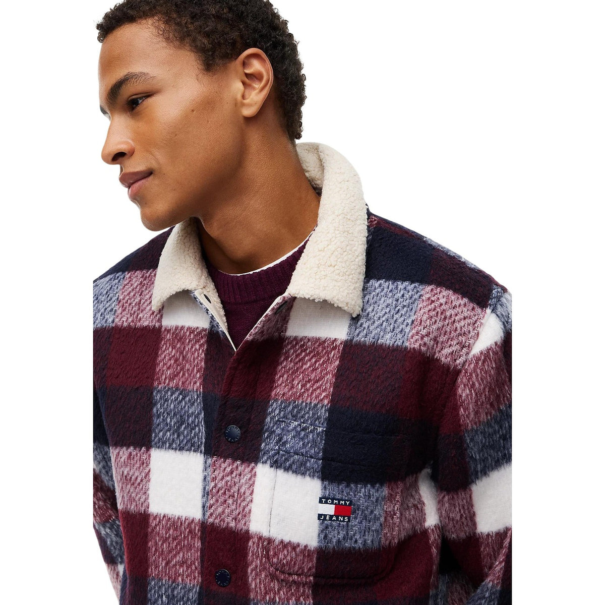 Giacca camicia uomo Tommy Jeans – Overshirt a quadri con colletto in sherpa DM0DM23523C1G.