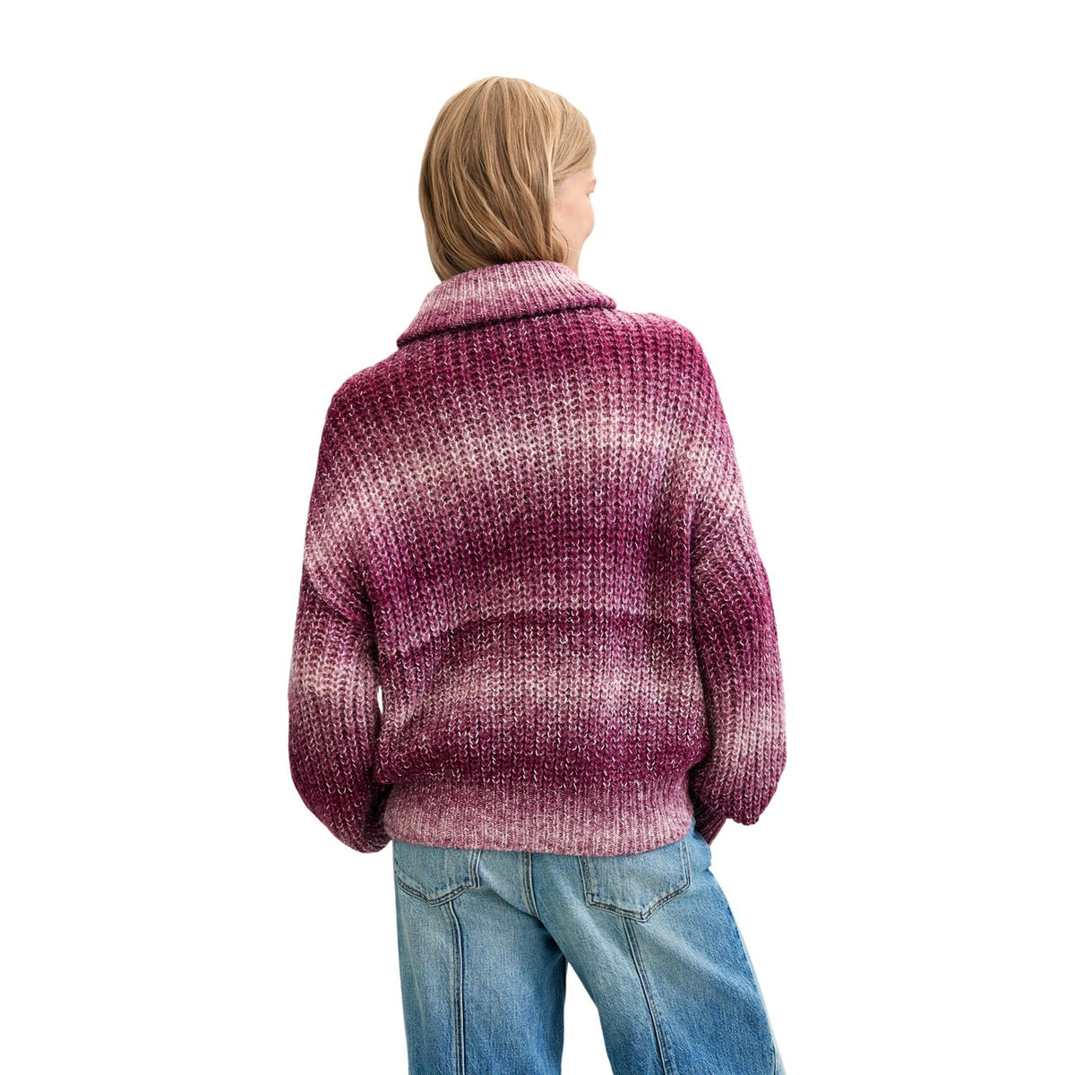 Maglione Desigual donna bordeaux Otto JERS_OTTO. Pullover in maglia grossa a fantasia sfumata viola e bianca con collo alto con mezza zip, maniche lunghe e bordi aderenti a costine, collezione autunno inverno.