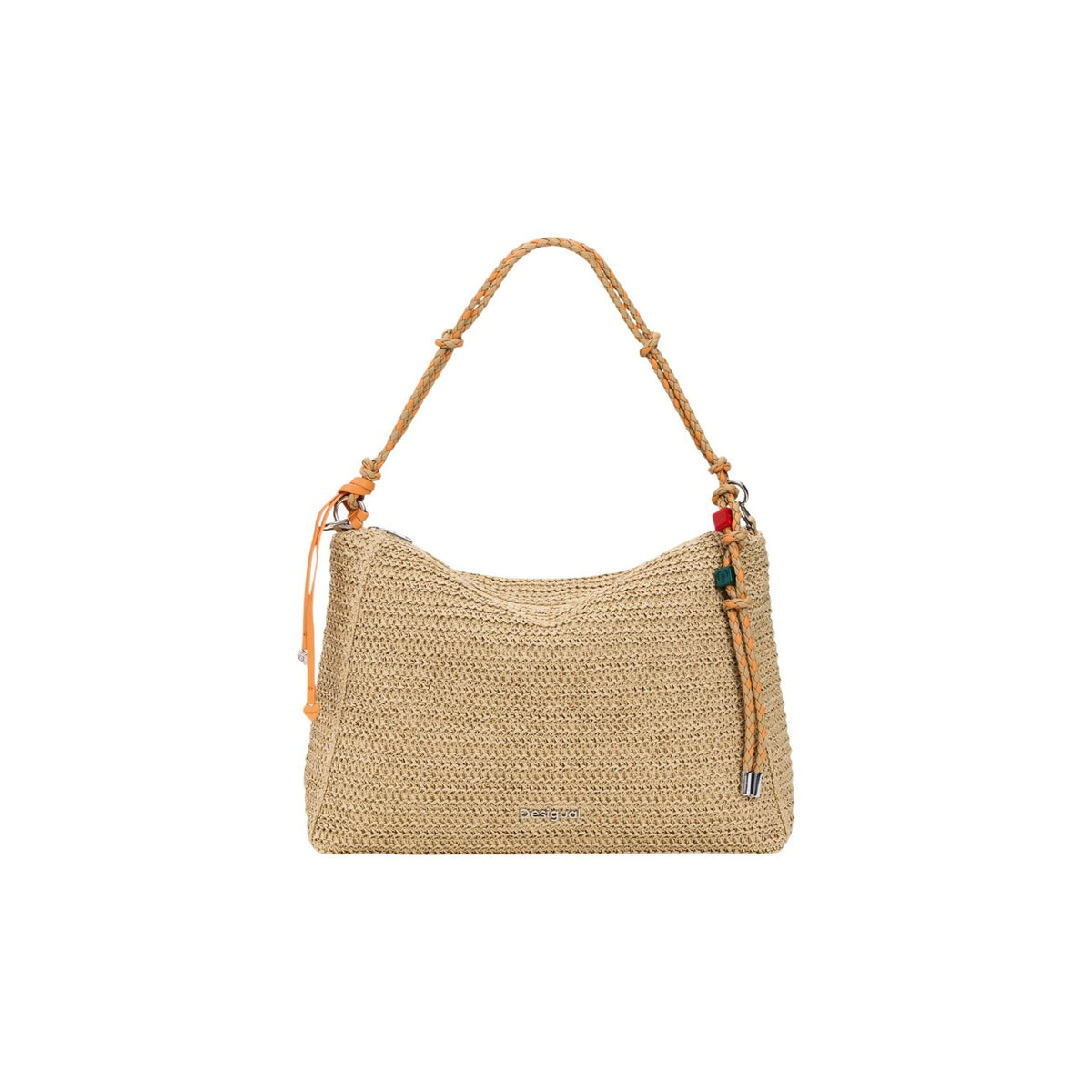 Borsa grande in rafia di forma rettangolare, tracolle intercambiabili, dettaglio di charms con portacarte ed etichetta con logo ricamato con effetto pelle. Colore beige. Vista frontale