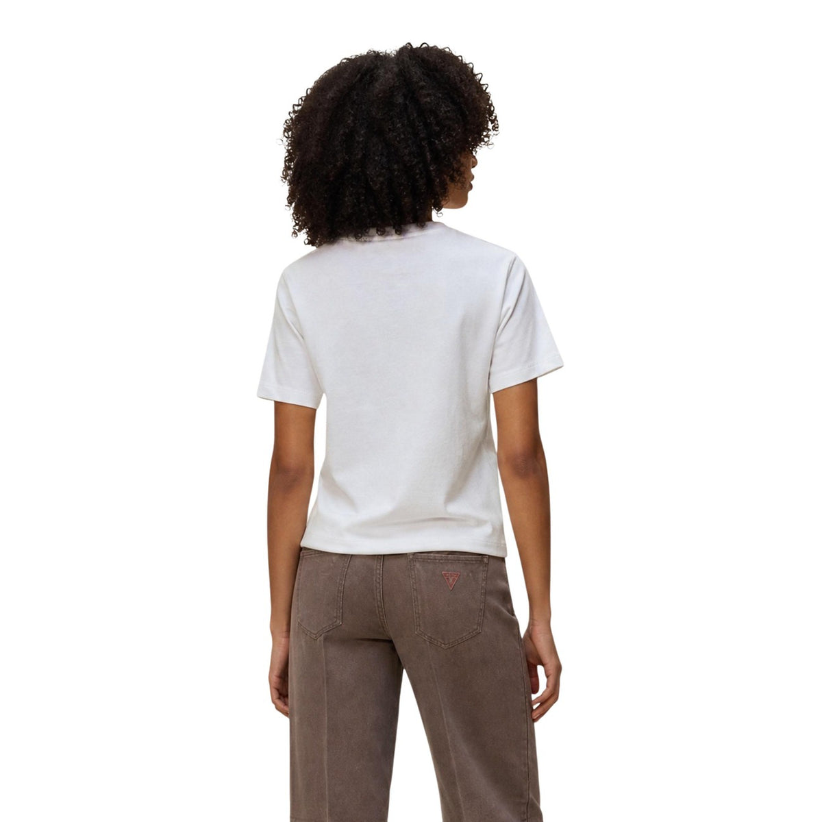 T-shirt Only donna bianca con scritta modello 15373449. Maglietta a maniche corte in cotone leggero con ricamo ironico non ho voglia lato cuore stile casual ed essenziale.