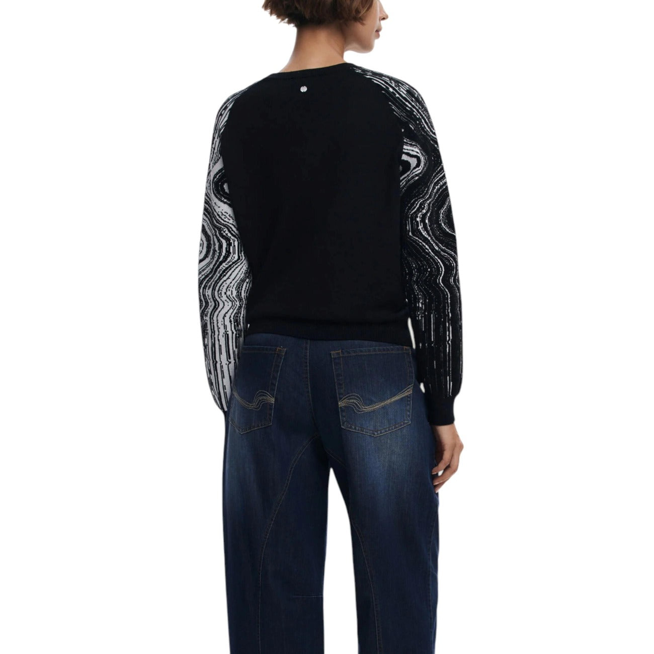 Desigual Maglia Donna Nera in 49% Viscosa 28% Poliestere 23% Poliammide a Manica Lunga con Scollo Tondo 25WWJF28