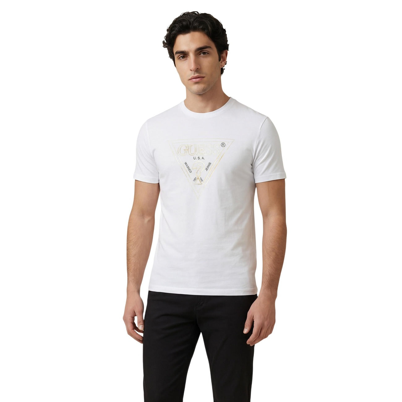 T-shirt uomo Guess modello CN SS TRIANGLE HD MULTICOLOR T bianca in cotone 100% a maniche corte con stampa multicolore
