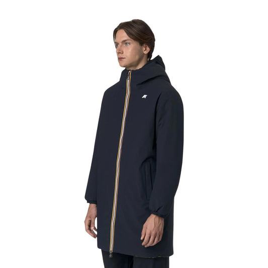 Giambotto impermeabile uomo K-Way Jacob K6128WW reversibile. Capospalla 3/4 da uomo con lato esterno blu impermeabile e lato interno beige antivento, imbottitura leggera in ovatta, cappuccio e cuciture termonastrate, abbigliamento autunno inverno.