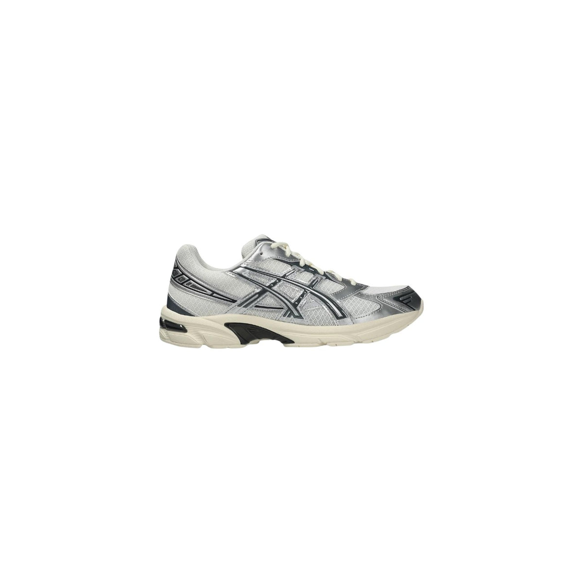 Sneaker Asics GEL-1130 stile running vintage anni 2000 con tecnologia GEL e supporto stabilità. Scarpa sportiva da uomo e donna in mesh e pelle sintetica argentata stile urban streetwear e normcore.