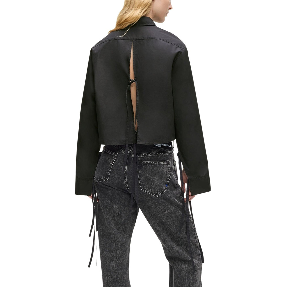 Camicia Karl Lagerfeld Jeans CON NODO DIETRO donna nera con bottoni maniche lunghe scollo tondo colletto classico 100% cotone organico - vista posteriore retro indossata da modello