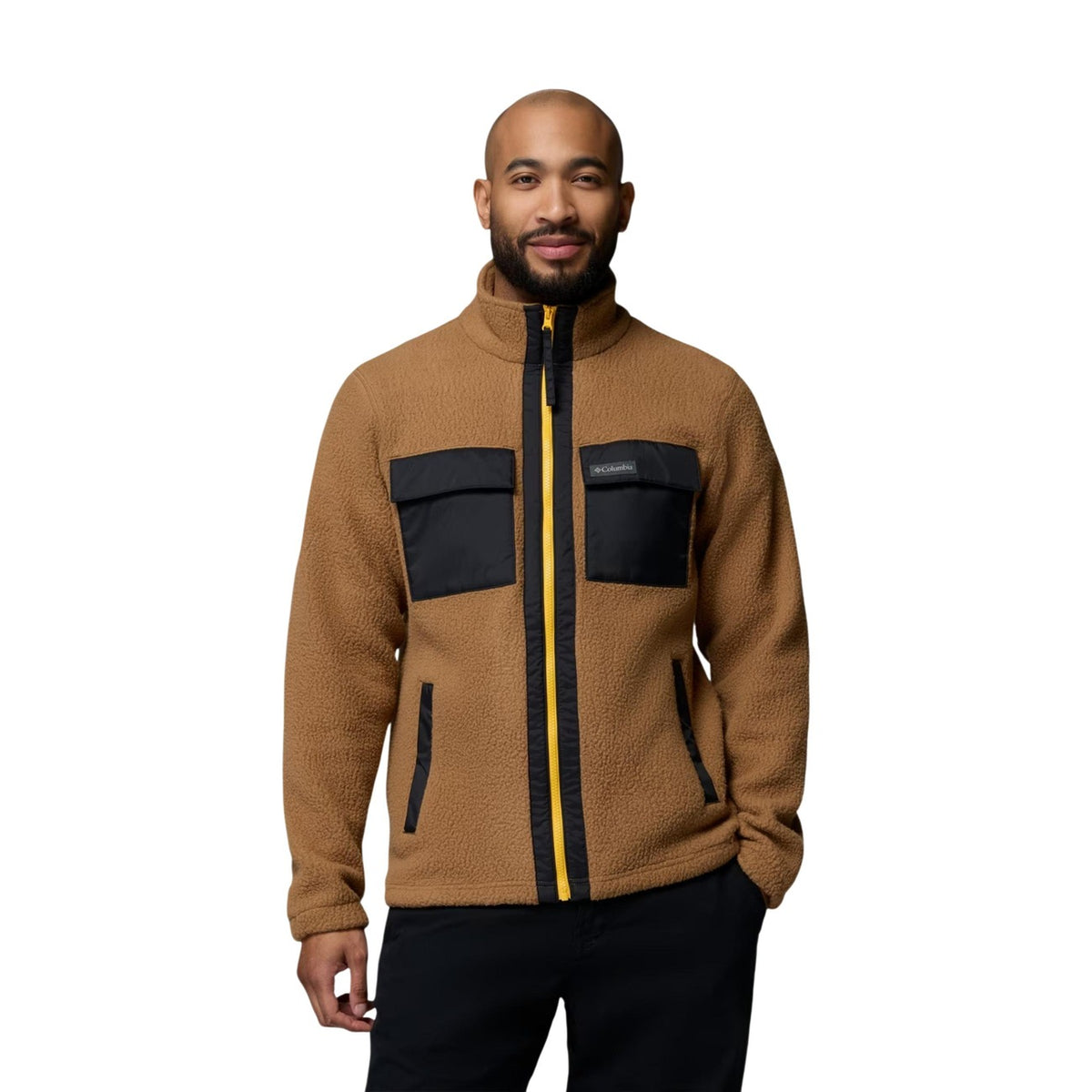 Giacca pile Columbia uomo 2131474. Pile sportivo con cerniera zip intera, taschini sul petto e dettagli a contrasto, vestibilità regolabile con coulisse, abbigliamento outdoor ecosostenibile autunno inverno.