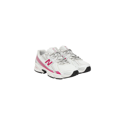 New Balance G7407CK Donna; tomaia sintetica traspirante, tecnologia ABZORB, logo in rilievo. Sneakers leggere ammortizzate, stile sportivo moderno, calzata confortevole. Vista frontale laterale