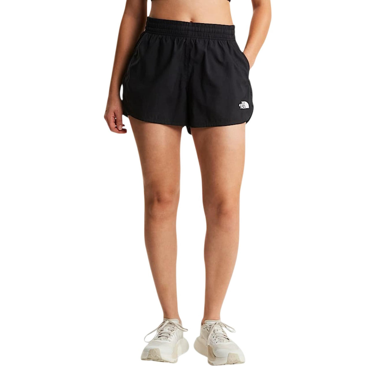 The North Face Flex 2 in 1 Shorts; tecnologia FlashDry™, fodera interna con tasca telefono, vita elastica. Il pantaloncino tecnico definitivo per corsa e palestra. Vista frontale