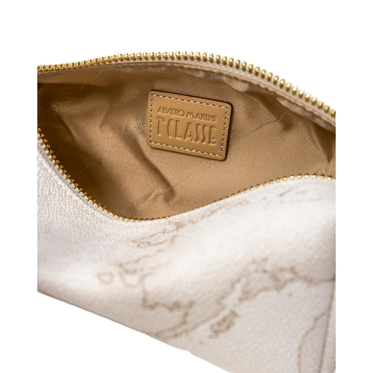 Astuccio Alviero Martini Prima Classe Geo White bianco. Pochette e beauty case squadrato da borsa in tessuto con cartina geografica bianca, finiture in pelle naturale e cerniera zip con dettagli oro, accessorio donna primavera estate Made in Italy.