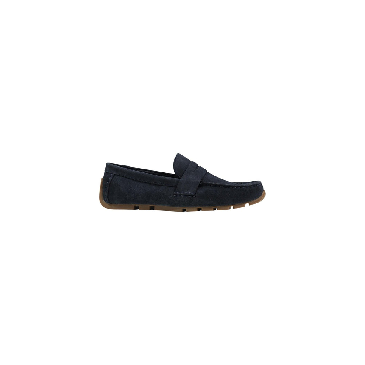 Clarks Corsley Bar Uomo; 100% suede, cuciture artigianali, suola flessibile. Scarpa bassa con fascetta, leggera e traspirante, qualità Clarks garantita. Colore blu