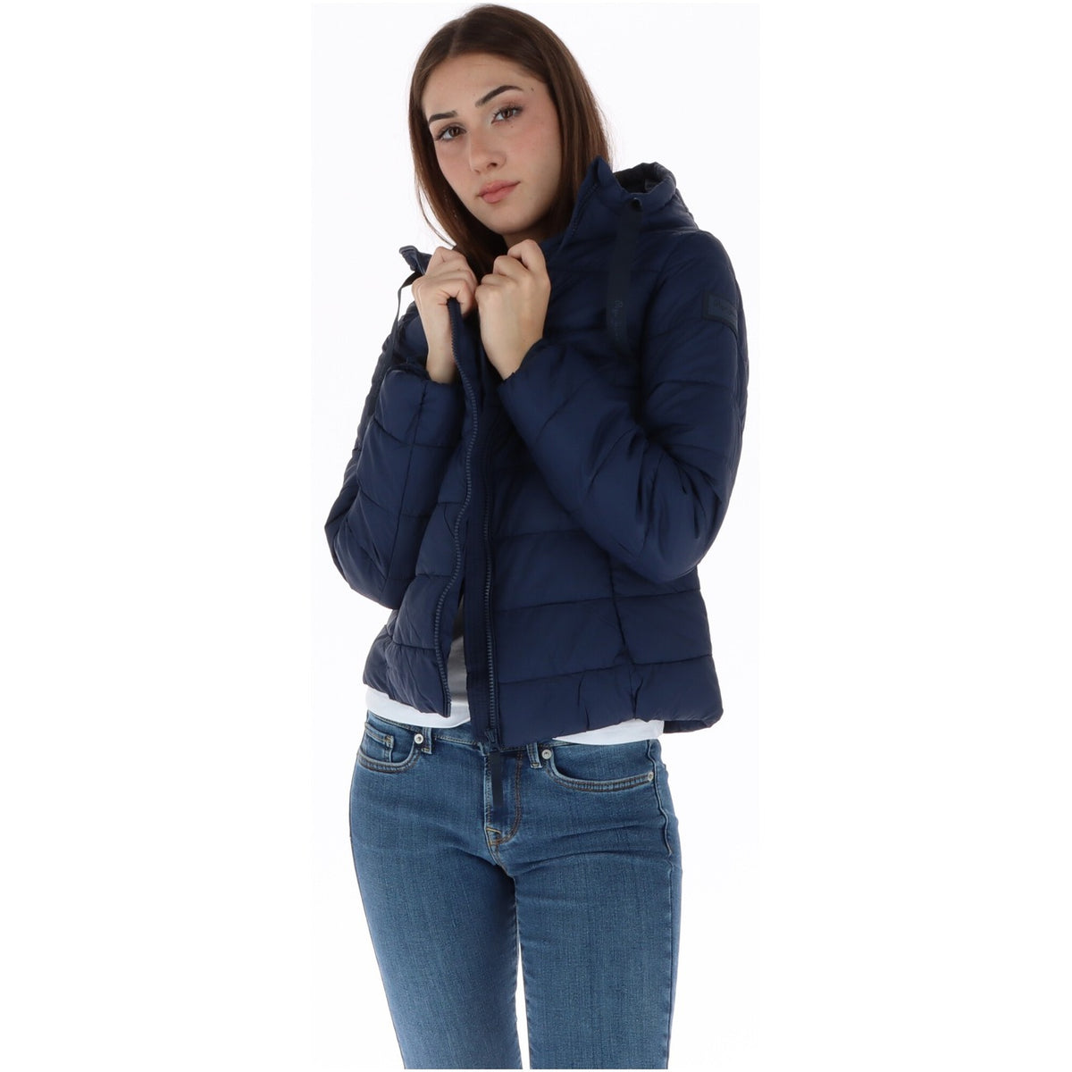 Piumino blu donna Pepe Jeans – Giacca imbottita leggera in materiale riciclato PL4024500.