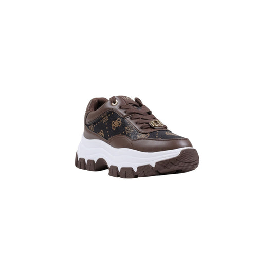Guess Sneakers runner marroni Berrett2 Chunky; tomaia con stampa logo 4G, suola platform confortevole e finiture raffinate. Un must-have dinamico e di tendenza per il guardaroba femminile. Vista laterale Frontale