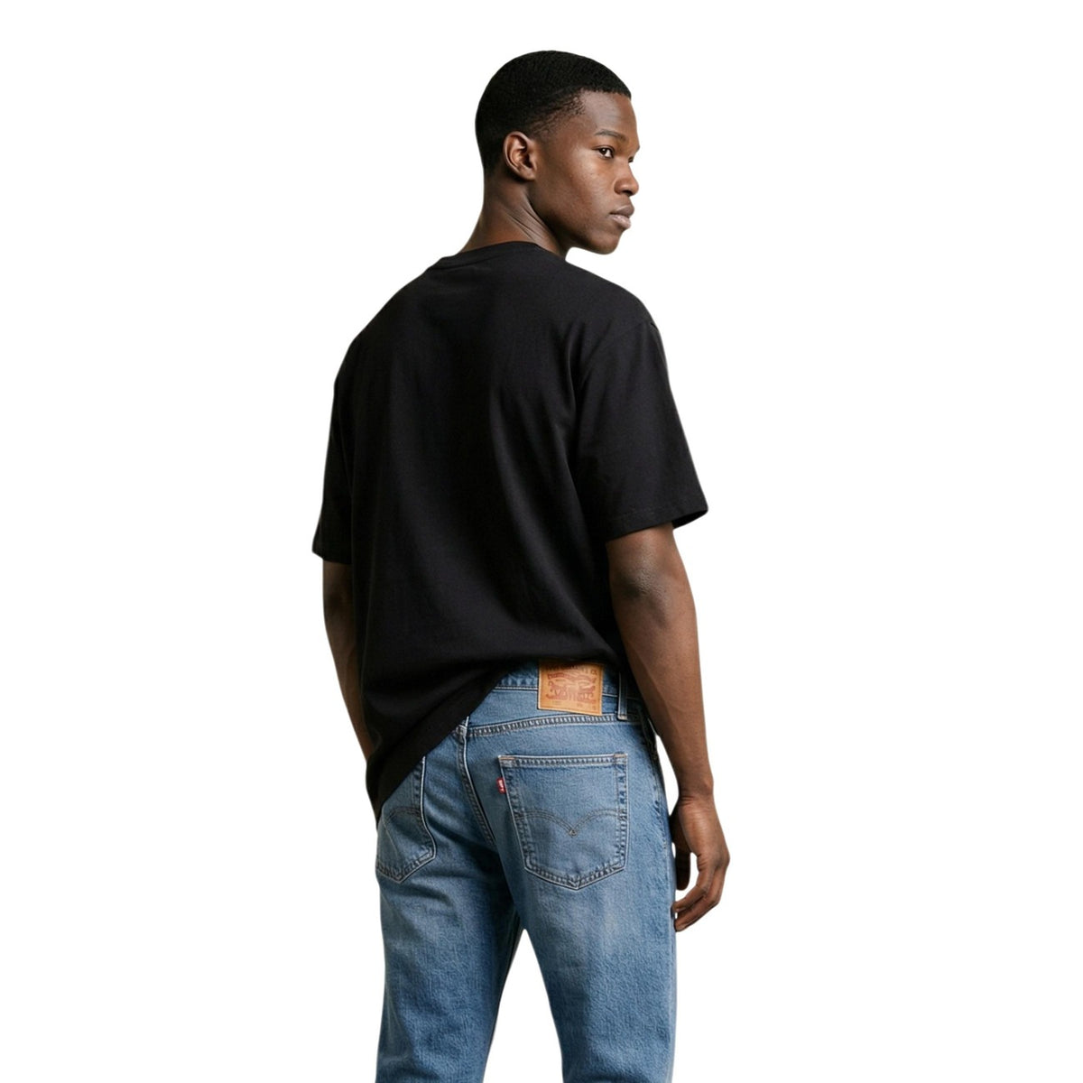 Gianni Lupo GL320SX-S26 Tee; 100% cotone, girocollo, dettaglio sartoriale sull'orlo. La maglia versatile ed essenziale per la stagione Primavera/Estate. Colore nero vista superiore