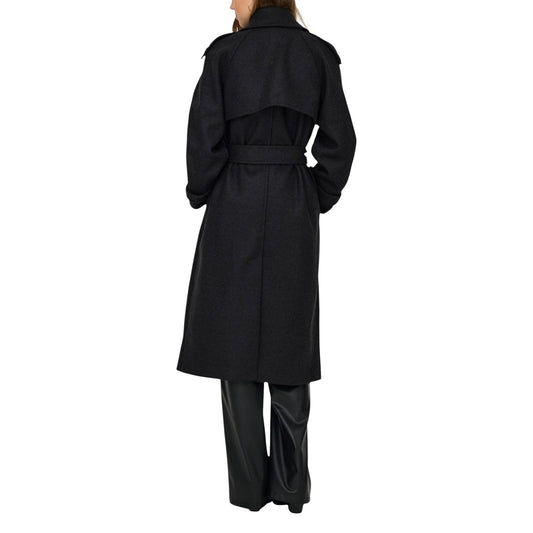 Cappotto nero lungo donna Only 15344734 con cintura. Capospalla autunno/inverno elegante con collo a revers, abbottonatura frontale e cintura stringivita.
