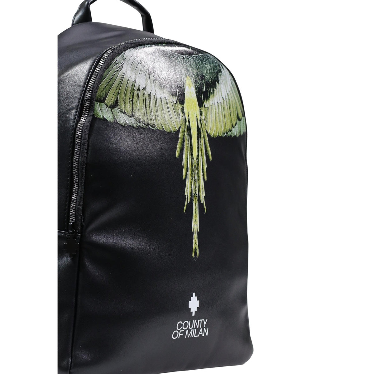 Zaino County of Milan Wings; ecopelle premium, stampa grafica artistica, spallacci regolabili, logo a contrasto. L'accessorio urban must-have per la città.