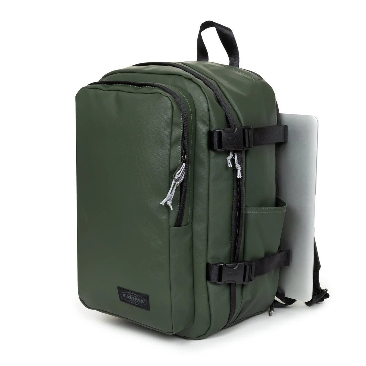 Zaino Medio Verde Eastpak Bagaglio a Mano; 40x25x20 cm. Poliestere idrorepellente, tasca laptop 15" e portaborraccia. Organizer, fascia trolley e dettagli catarifrangenti, vista frontale laterale