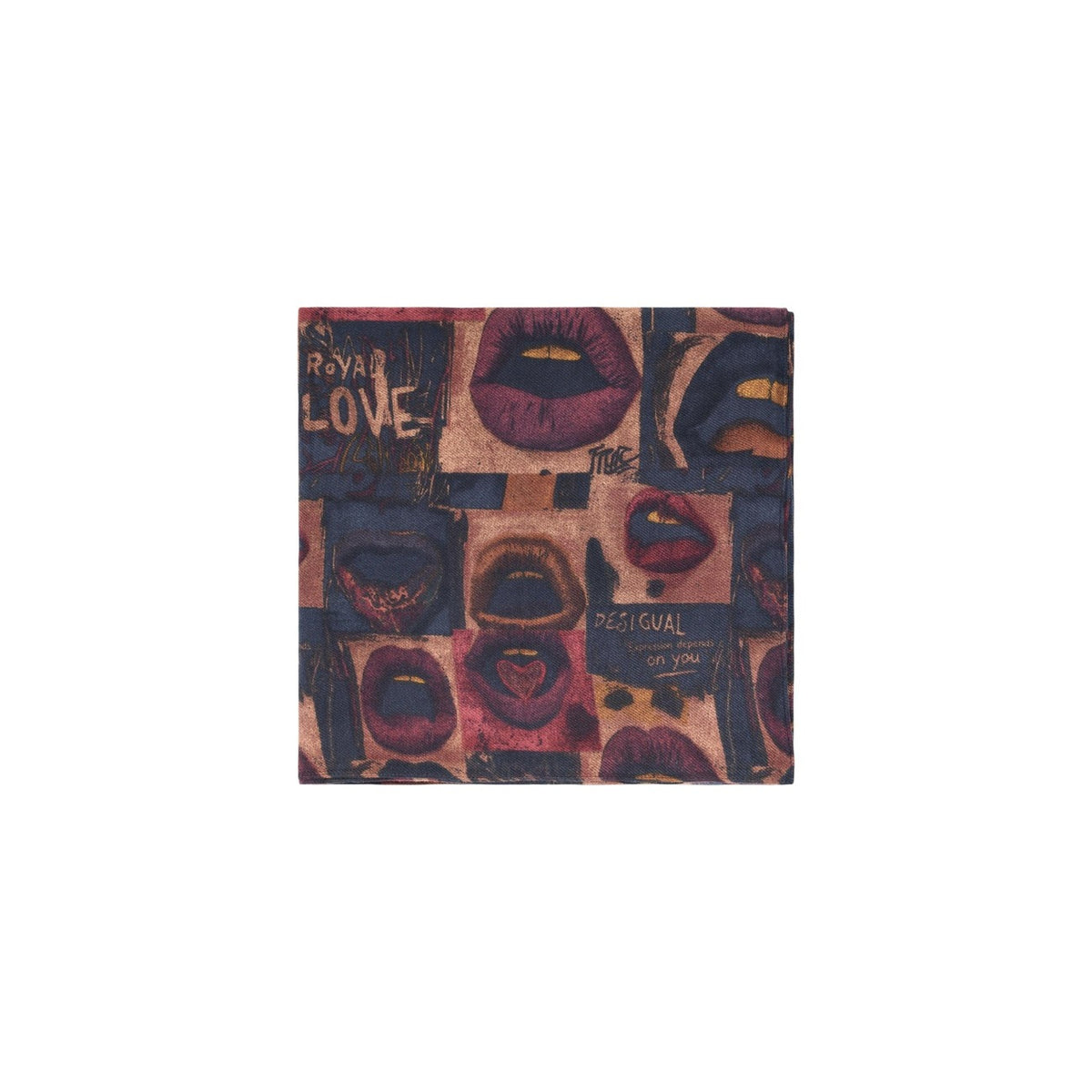 Dettaglio sciarpa Desigual FOULARD RETTANGOLARE donna prugna con stampa bocche e scritte colorate 180x70 cm