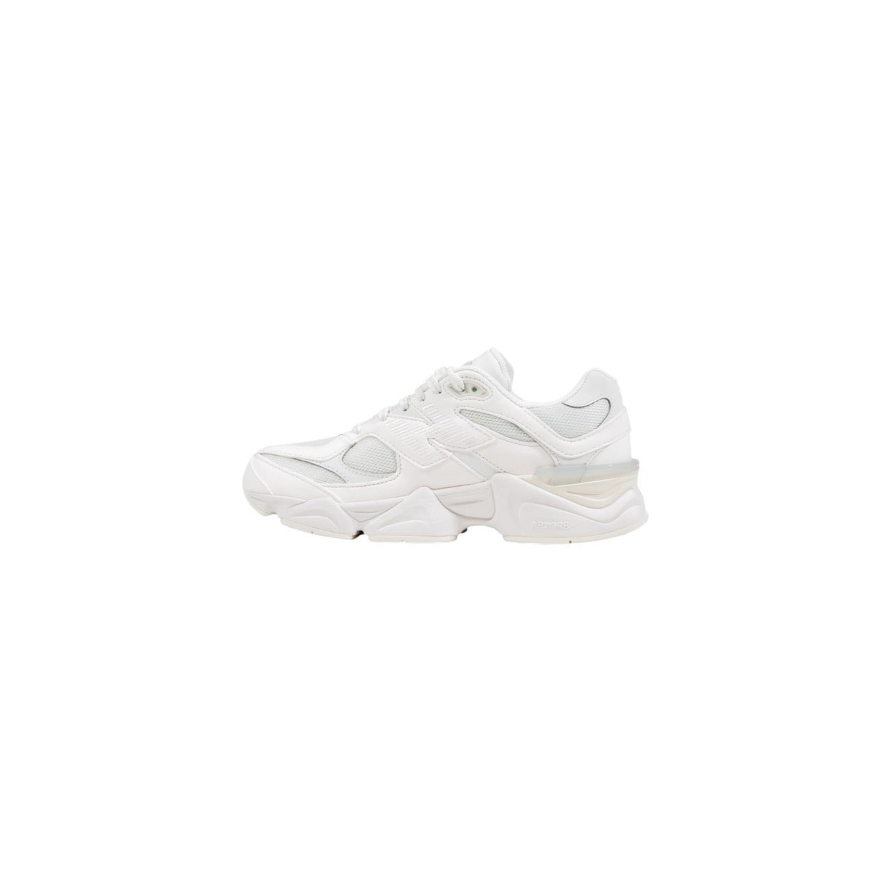 New balance sneaker bianco 9060 unisex Realizzate al 100% in materiale sintetico. tomaia presenta dettagli sovrapposti e linee dinamiche, mentre la suola chunky garantisce un'ammortizzazione ottimale Vista laterale