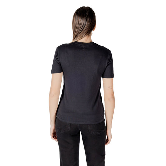 Only Women's Short Sleeve T-Shirt