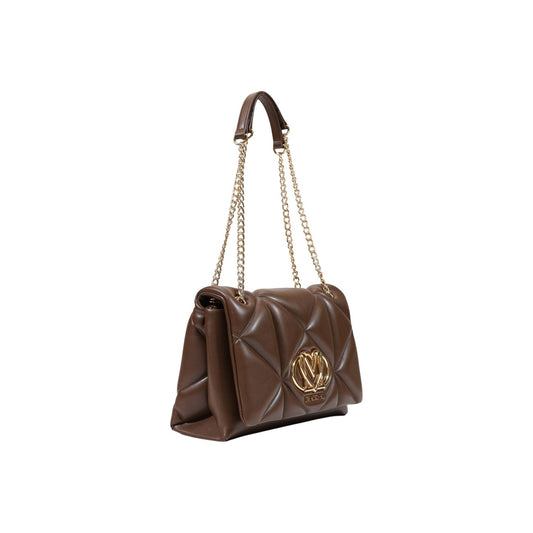 Zainetto Love Moschino donna marrone modello JC4037PP. Zaino piccolo da città color marrone cioccolato/cuoio trapuntato con tasca davanti, finiture e grande scritta logo in metallo oro, stile glamour, elegante e casual chic.