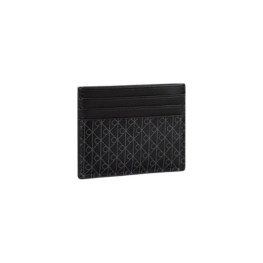 Calvin Klein Monogram Wallet; nero, multi-scomparto, 95% poliestere 5% poliuretano. Il portafoglio logato sottile e funzionale con confezione inclusa. Vista posteriore