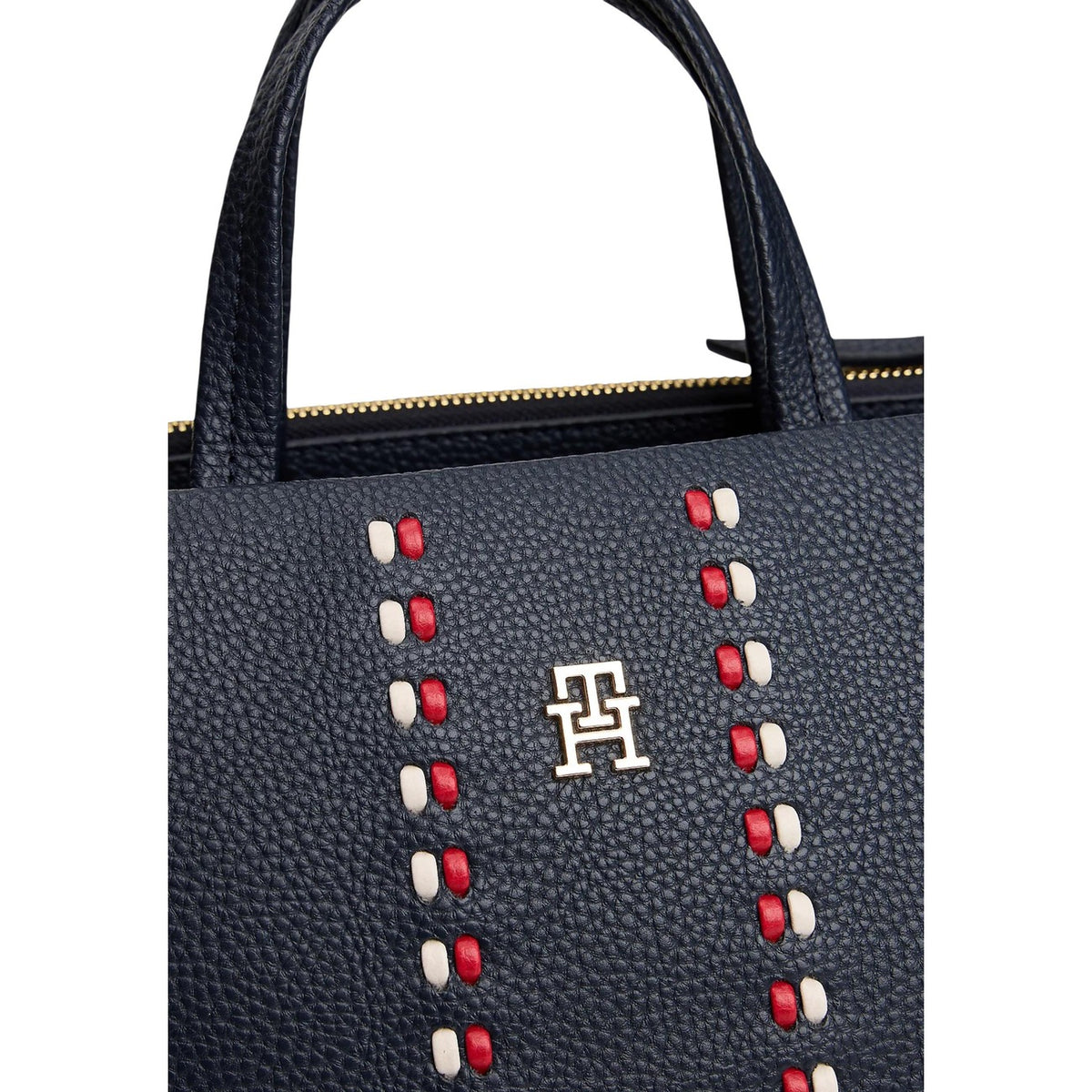 Borsa Satchel Tommy Hilfiger Blu; Dettaglio righe verticali. 100% Poliuretano, chiusura con zip, tracolla regolabile e removibile. Dimensioni 29x23x16 cm. Design iconico "Timeless" per un outfit casual-elegante. Dettaglio logo