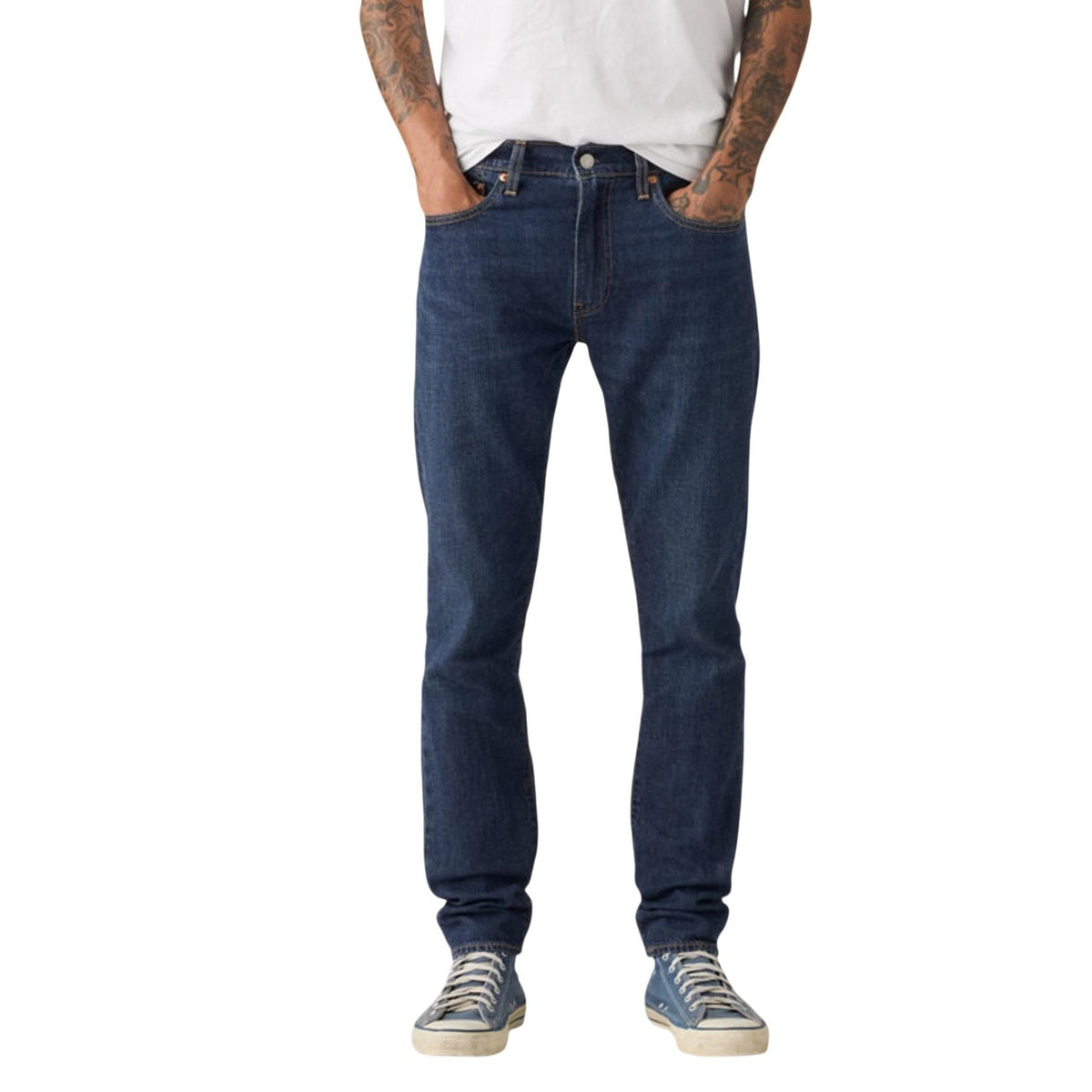 Jeans Levi's® 512™ Slim Taper Blu; denim elasticizzato ad alto comfort, vita regolare, fondo stretto. Lo stile slim evoluto. Vista frontale