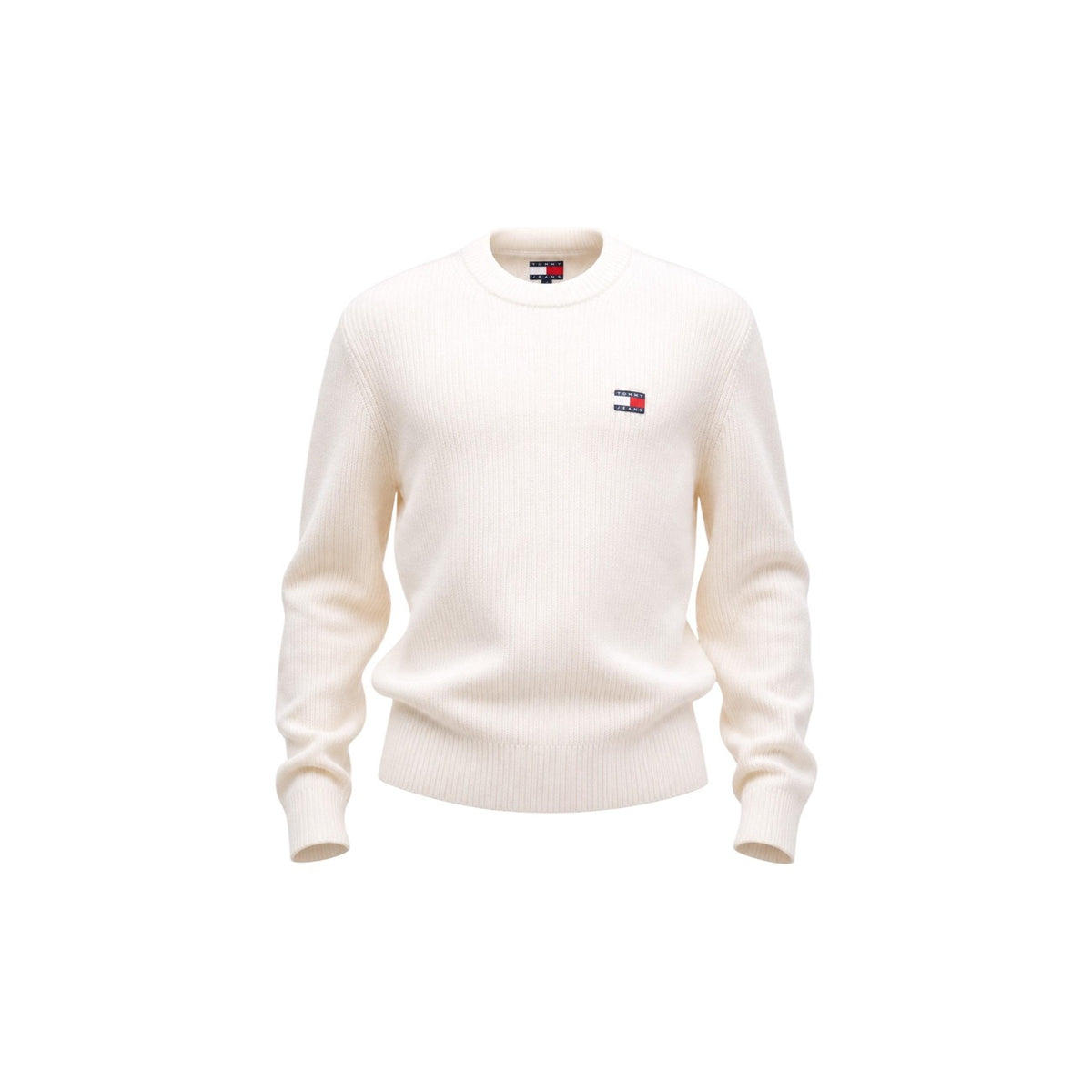 Maglione Tommy Jeans uomo bianco DM0DM20923. Pullover a girocollo in cotone sostenibile con lavorazione a maglia spessa, maniche lunghe, bordi a costine e logo classico applicato sul petto.