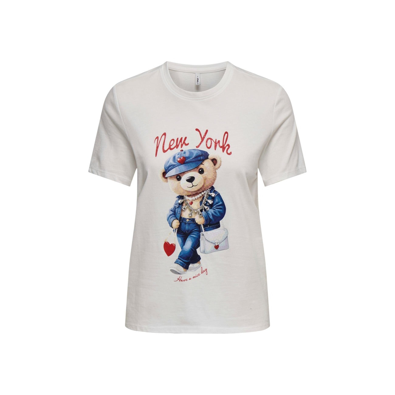 T-shirt bianca Only Onlmaeve con stampa orsetto e scritta New York, realizzata in 100% cotone organico, vestibilità regular fit. Vista frontale stesa