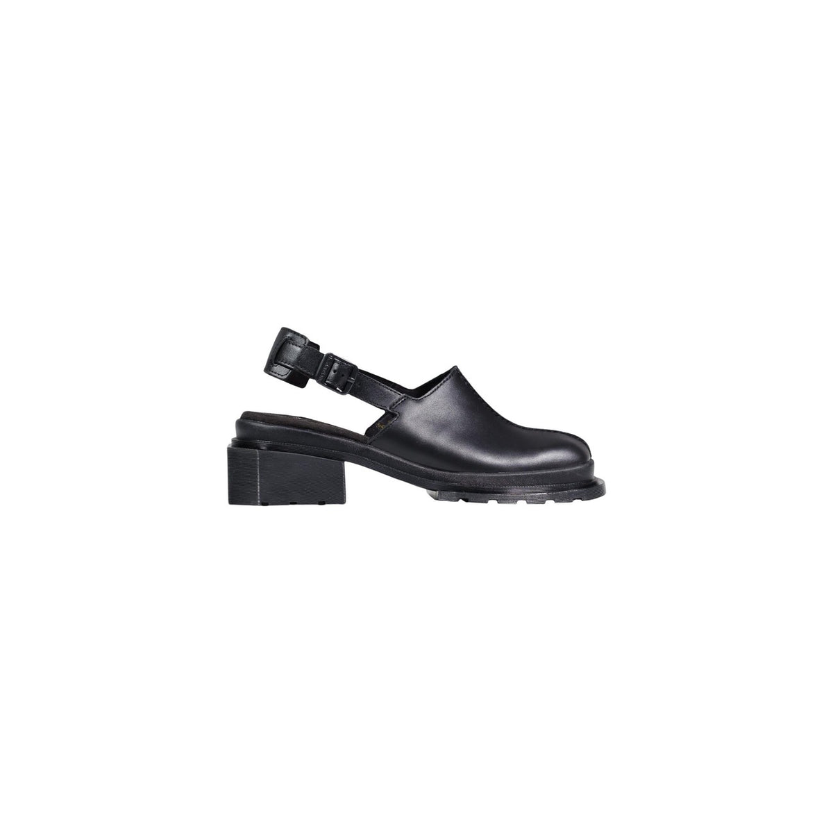 Dr. Martens Maybole Mule; 100% pelle, tacco squadrato, cinturino posteriore. Il sandalo chiuso dal carattere forte e comfort premium. Colore nero vista laterale