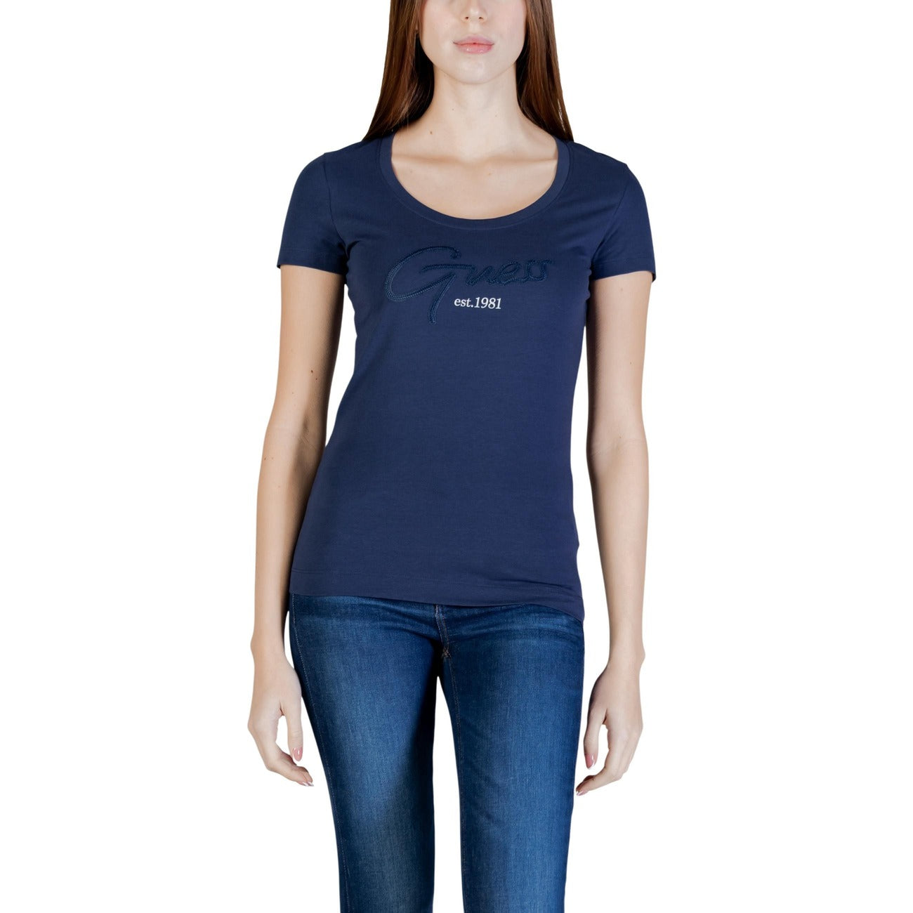 T-shirt donna Guess modello SS CN GUESS SCRIPT TEE blu navy in cotone 95% a maniche corte con stampa logo