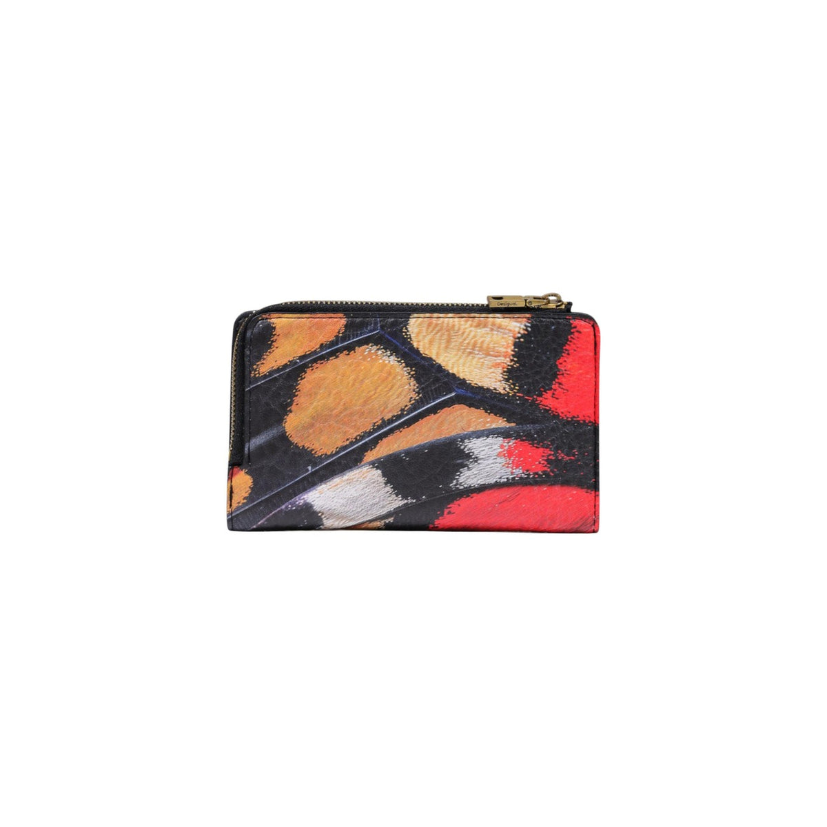Portafoglio medio da donna Desigual modello MONE_WINGLAND EMMA in poliuretano nero con stampa disegno farfalla. Struttura rettangolare effetto pelle con chiusura principale a zip e bottone, scomparto interno organizzato con tasche. Dimensioni 16x10x2 cm. Posteriore
