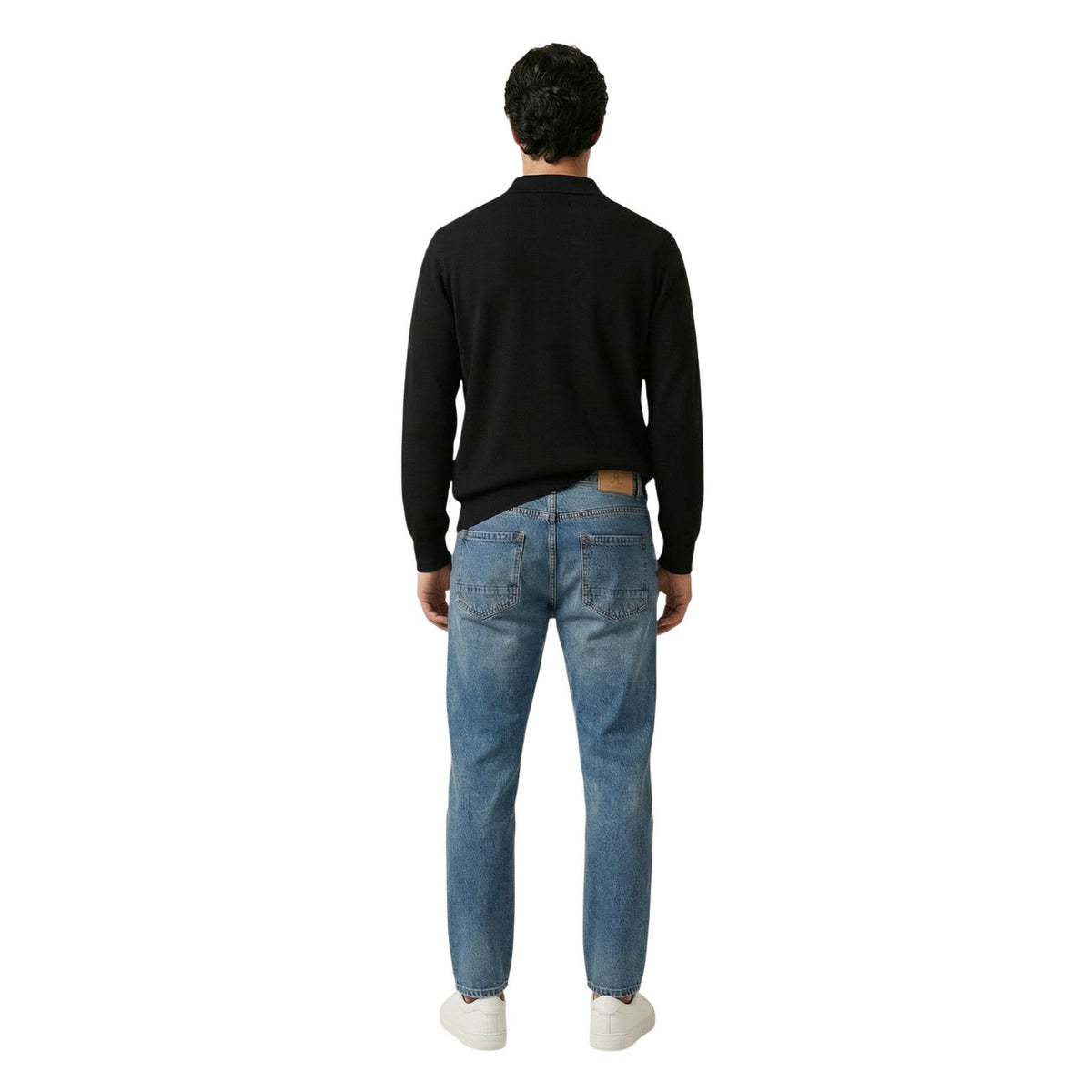 Gianni Lupo Maglia nera Polo Zip; maglieria sottile in viscosa stretch, maniche corte e dettagli a costine. Stile contemporaneo e morbidezza superiore. Vista posteriore