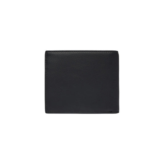 Portafoglio BOSS uomo nero con portamonete modello Jace 4cc Coin. Portacarte compatto effetto pelle martellata nera con scomparto banconote e tasca interna per monete a bottone, stile minimal ed elegante.