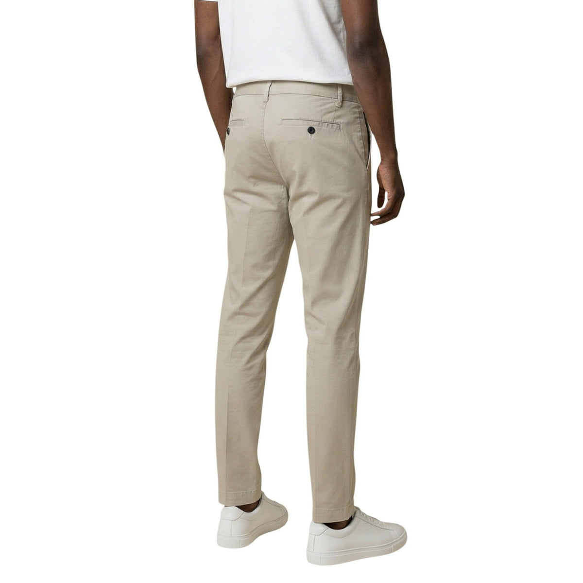 Pantaloni Antony Morato uomo beige con zip e bottone - vista posteriore retro indossati da modello