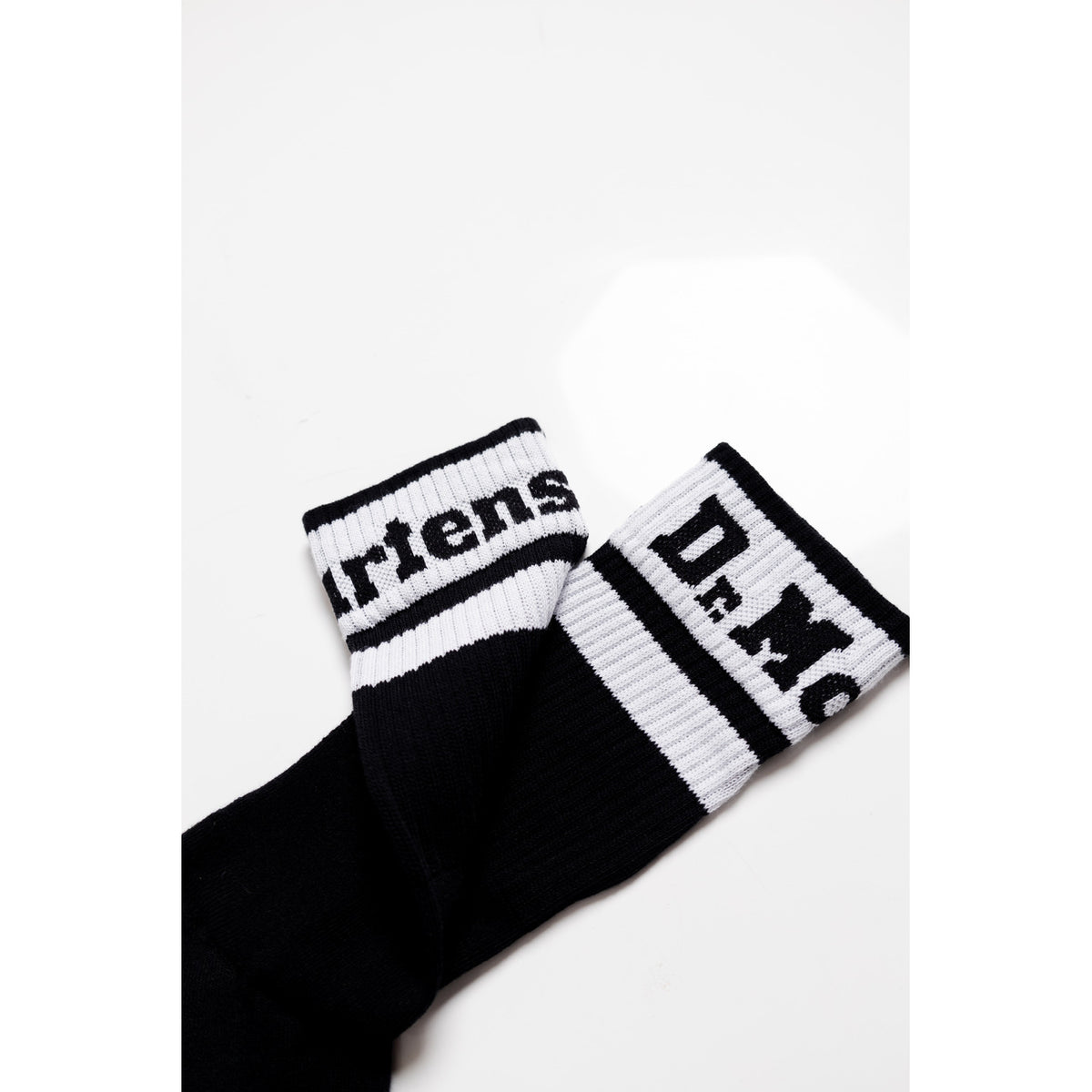 Dr. Martens Calzini ATHLETIC
LOGO IN MISTO COTONE BIOLOGICO Unisex AC681006