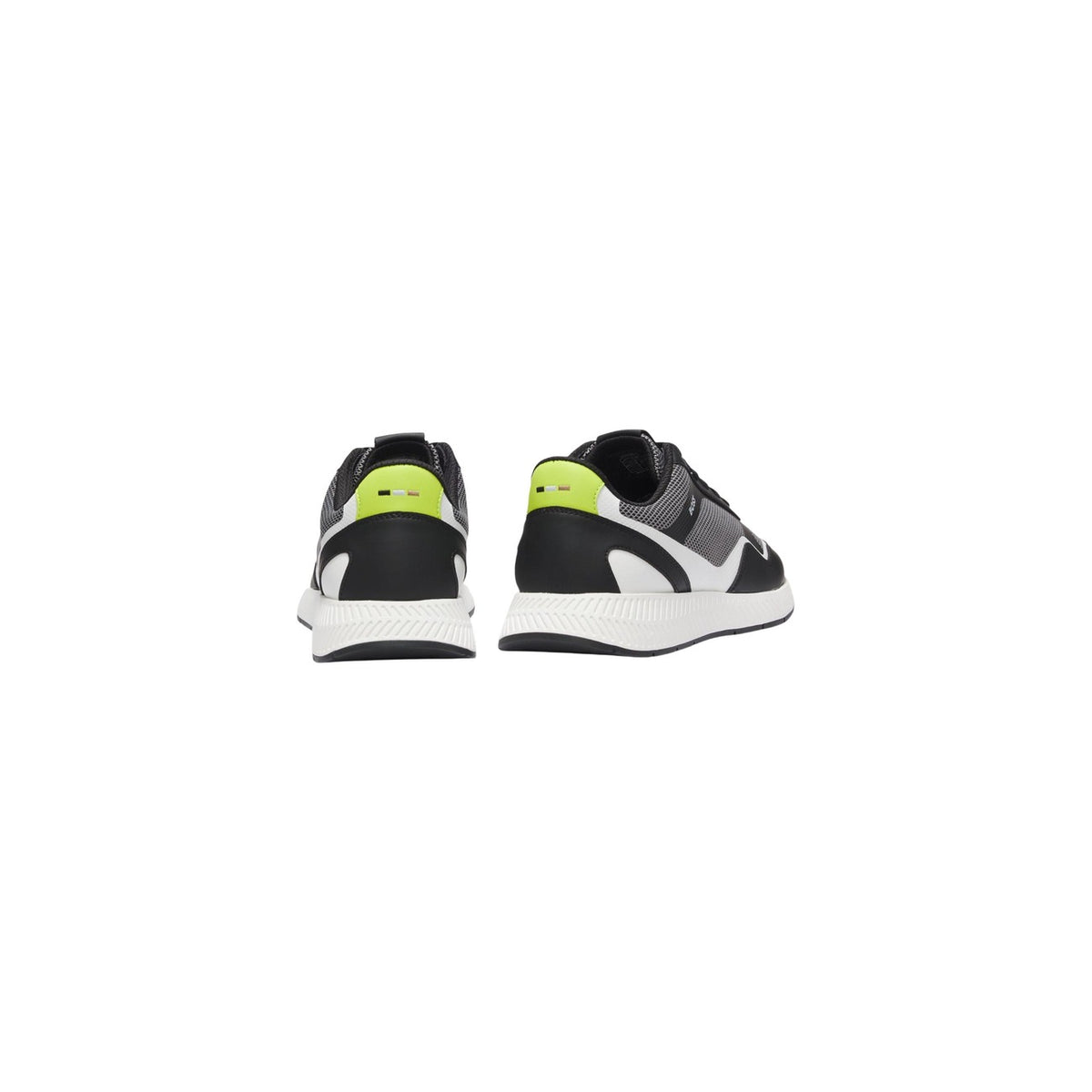Sneakers BOSS uomo grigie modello Titanium Runn 50568928. Scarpe sportive da uomo grigio scuro o chiaro in mesh e poliuretano con suola spessa 3 cm ammortizzata stile casual lussuoso, athleisure e urban running.