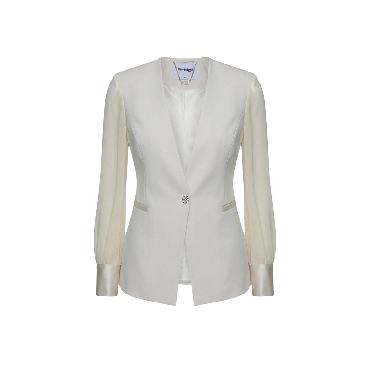Artigli Blazer bianco con maniche in trasparenza; giacca sartoriale stretch con bottone gioiello, stile moderno e femminile, perfetta per outfit da sera raffinati o occasioni speciali. Vista frontale Stesa