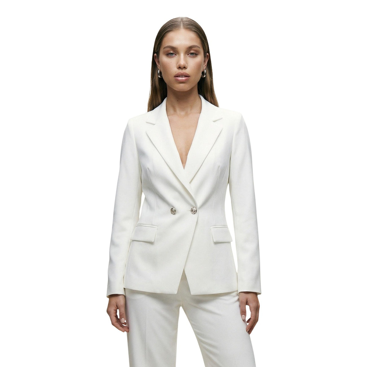 Blazer Doppiopetto I AM; 88% Poliestere, 12% Elastan. Colore Panna, Slim Fit, bottoni metallici, revers a lancia. Giacca donna elegante, leggera e antipiega, Made in Italy. Vista frontale