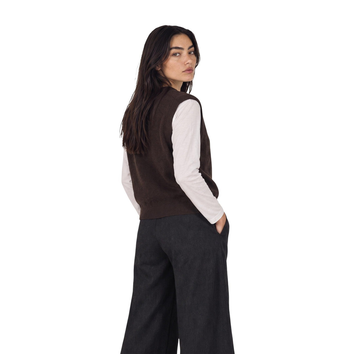 Gilet maglia marrone donna Jacqueline De Yong – Smanicato scollo a V con bottone gioiello 15376600.