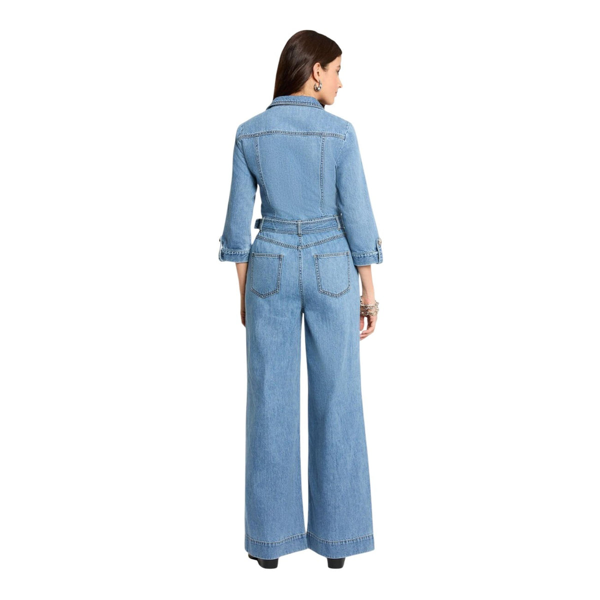 Jumpsuit di jeans Morgan De Toi Pima in 100% cotone, maniche a 3/4, chiusura con bottoni e cintura in vita; vestibilità a gamba larga e stile contemporaneo. Vista posteriore