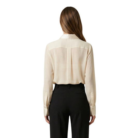 Camicia Artigli ACCA004350; Dettagli in raso. Bottoni gioiello, 100% poliestere, vestibilità regolare. Camicia donna elegante, leggera e facile da stirare per look business-chic. Vista posteriore